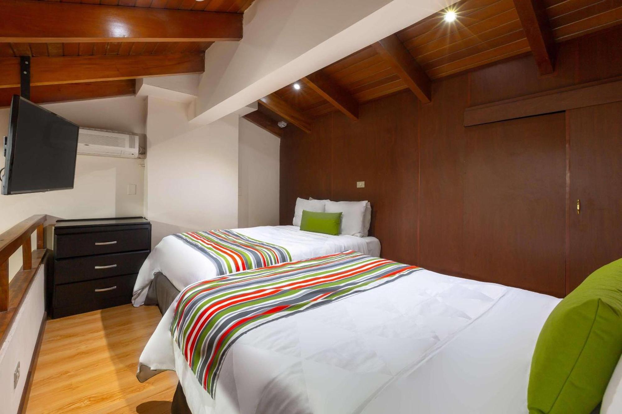 Country Inn & Suites By Radisson, San Jose Aeropuerto, Costa Rica Bagian luar foto